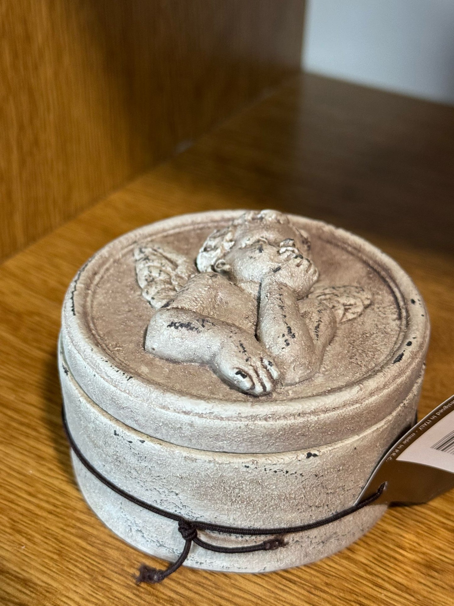 Contenitore con Angioletto