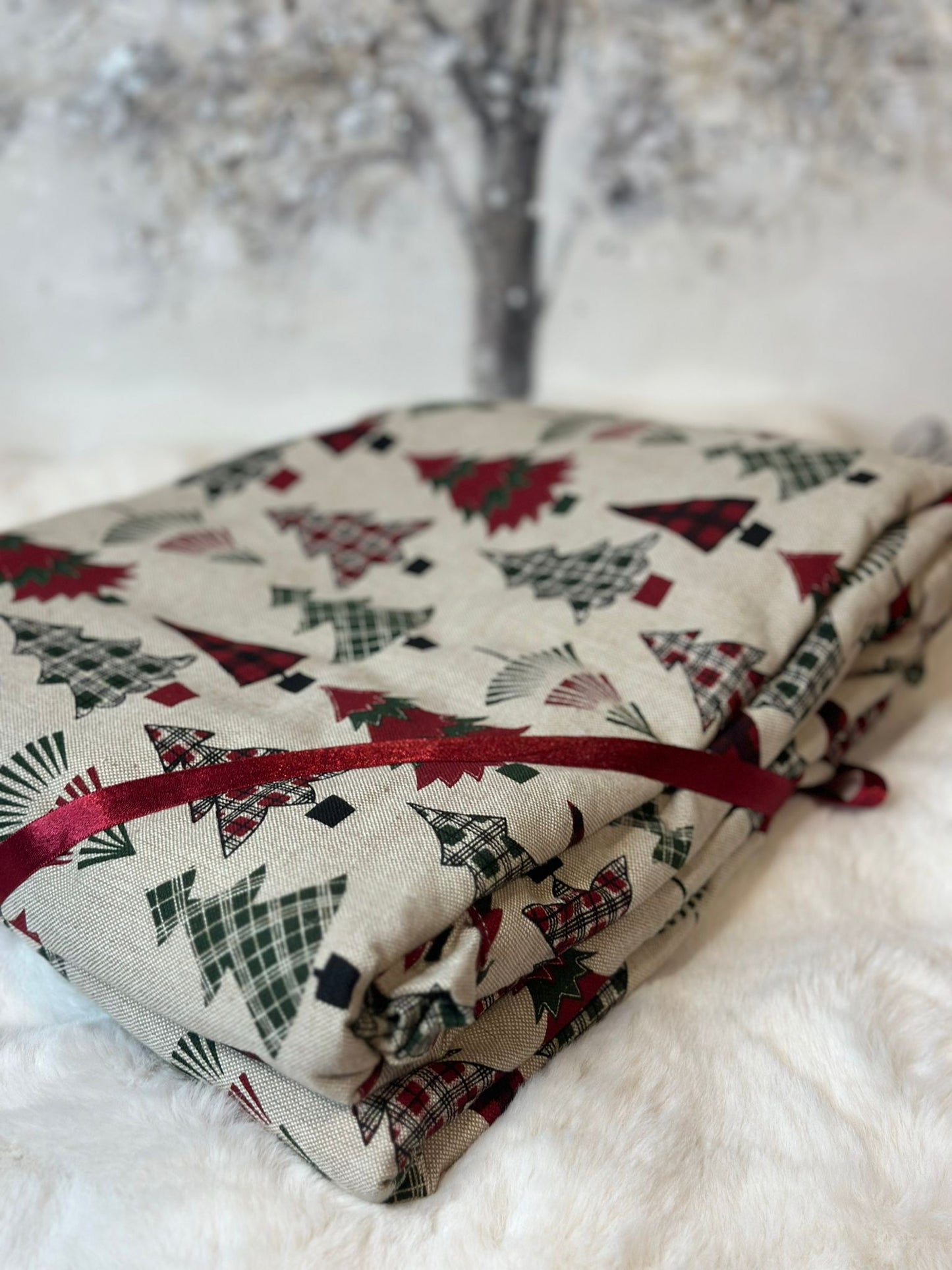 Tovaglia di Natale con alberi