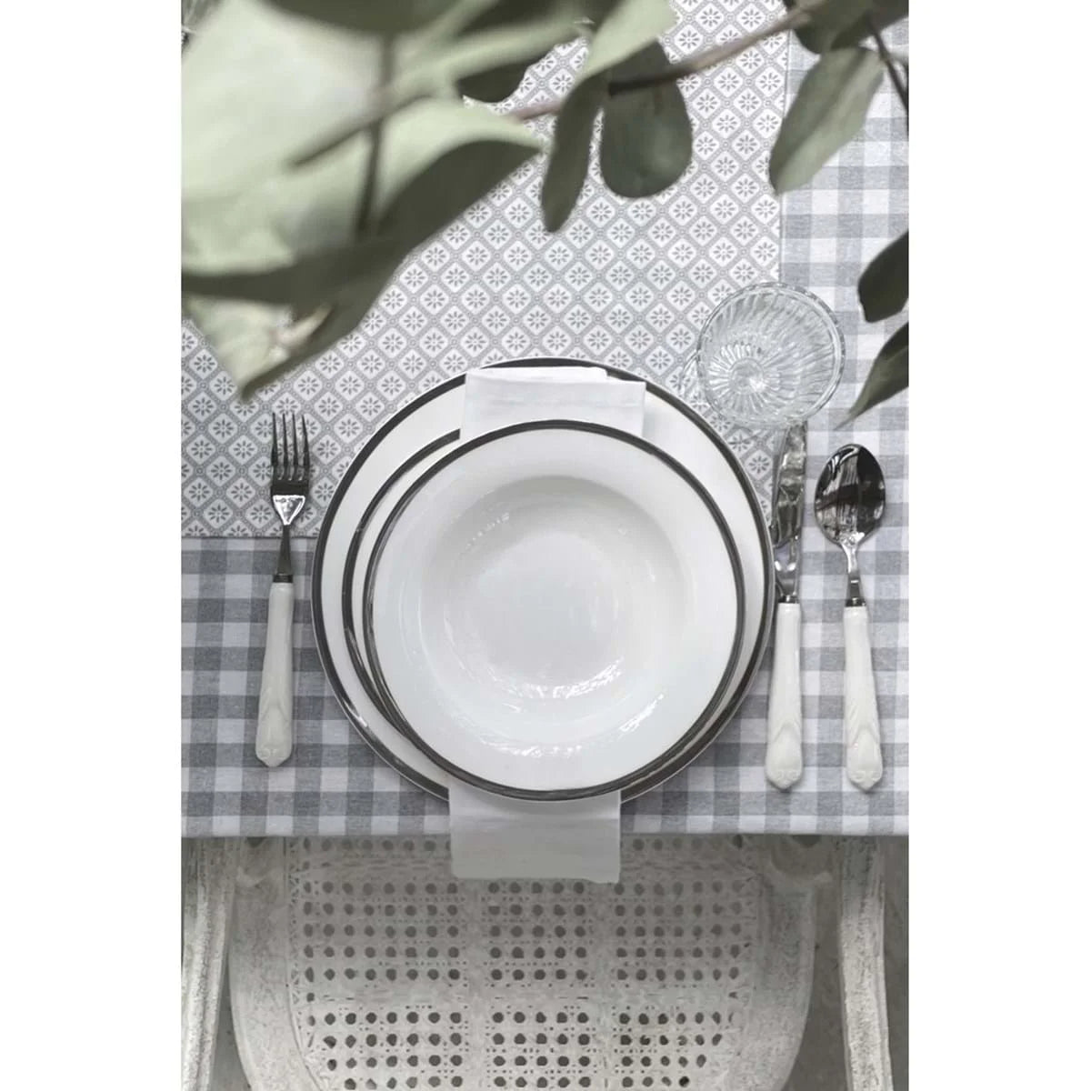 Tovaglia tortora con fantasia a quadri 6 posti