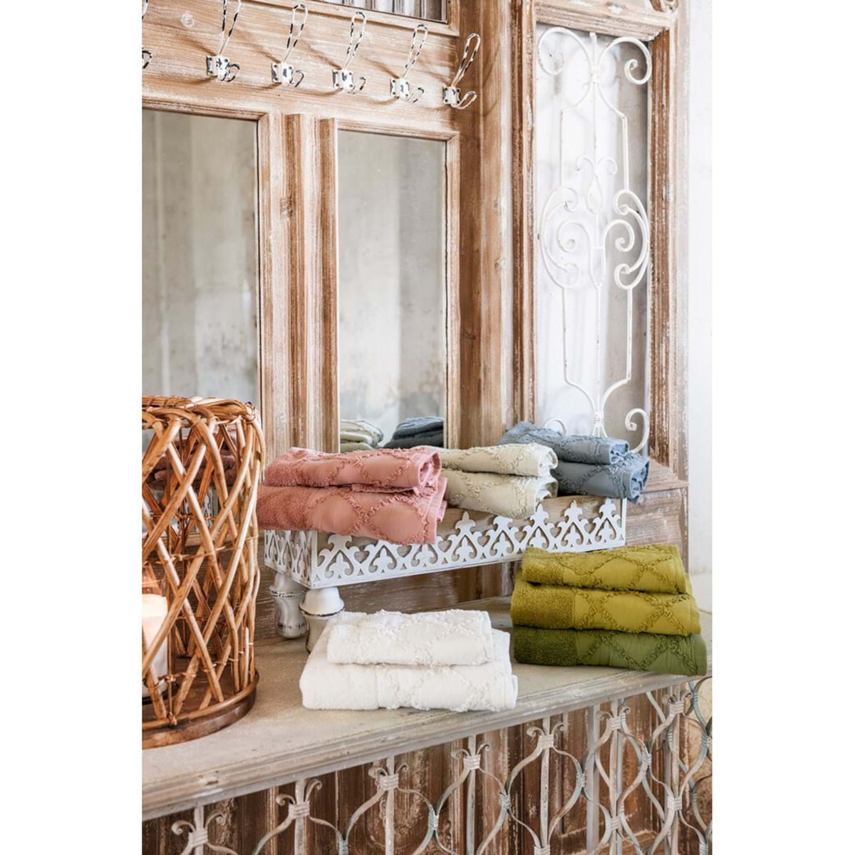 Telo bagno con balza panna-sabbia in cotone| Blanc Mariclò