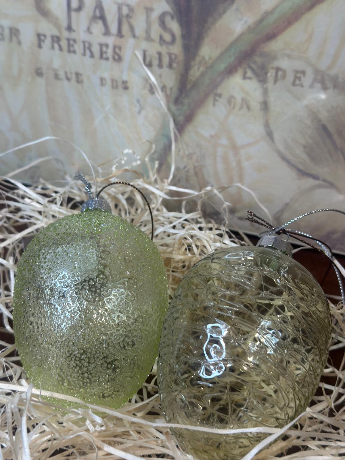 Uova di Pasqua in vetro