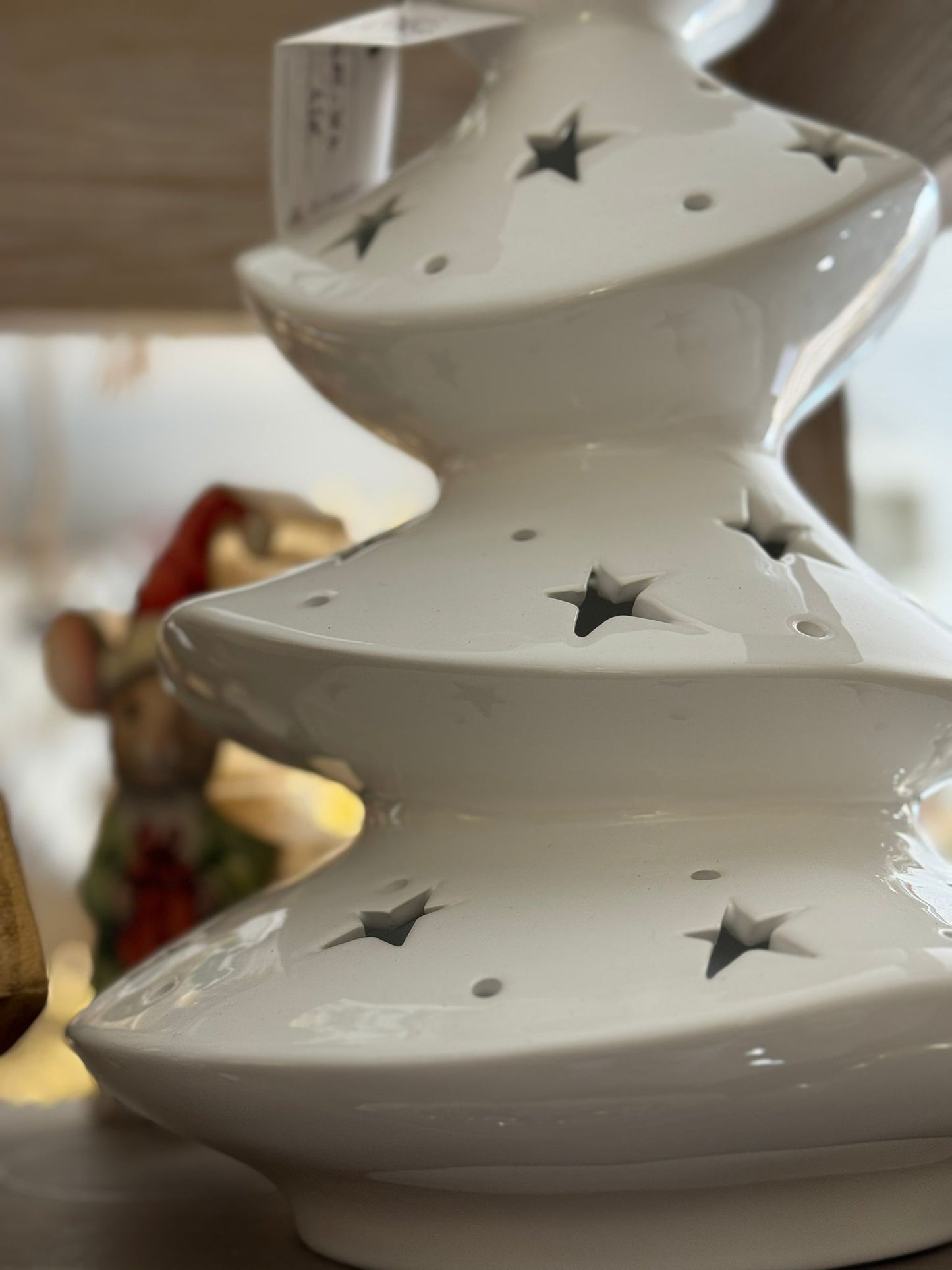 Albero traforato bianco in ceramica