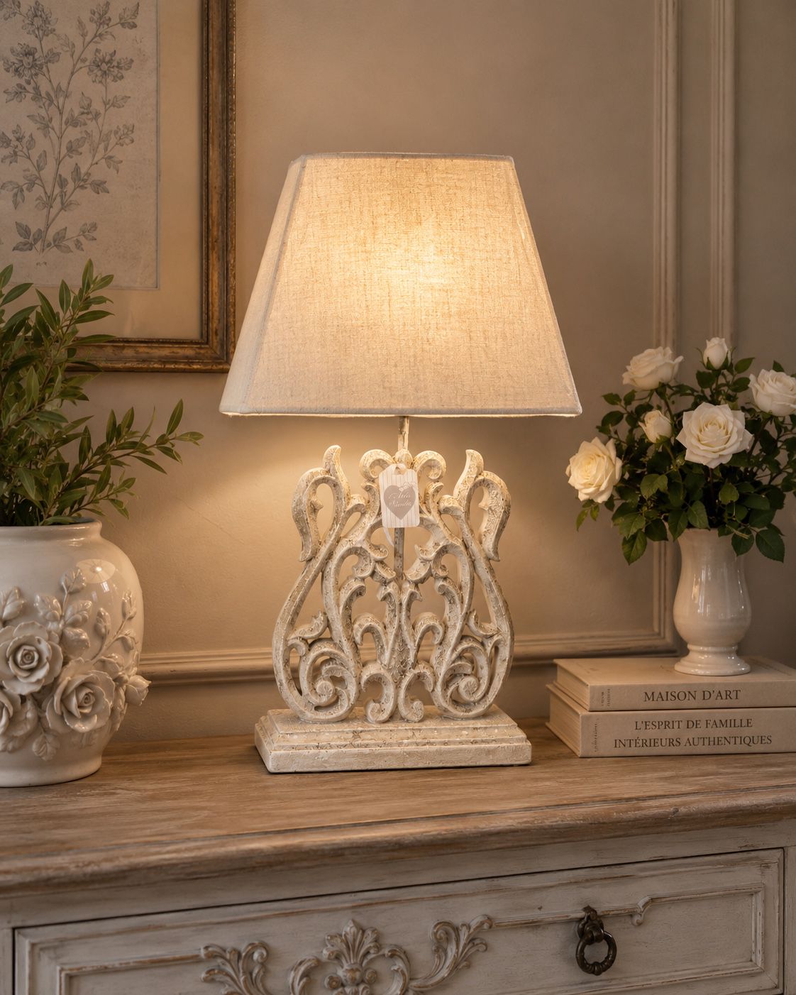 Lampada beige shabby | L'Arte di Nacchi