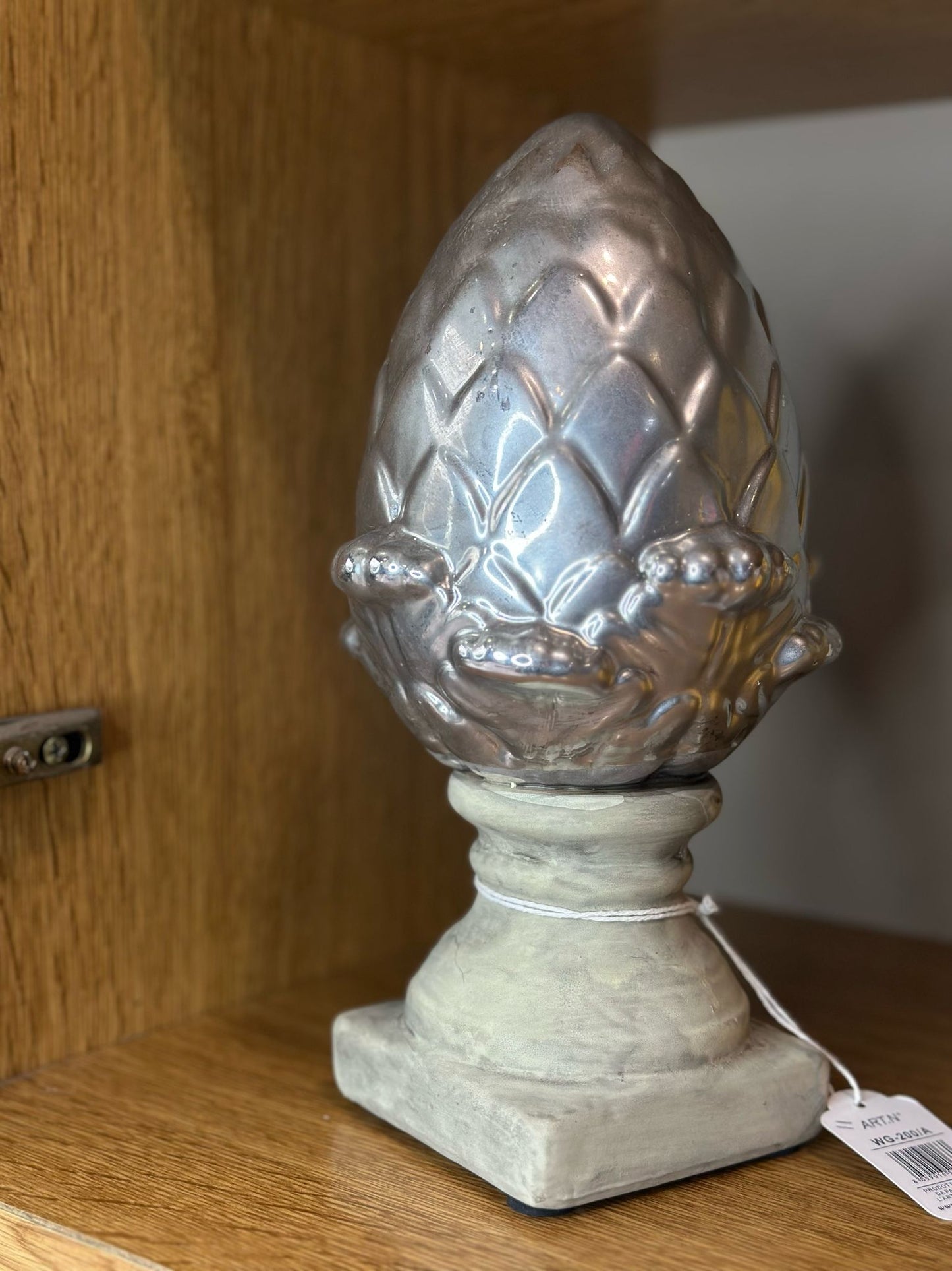 Pigna argento con base in legno