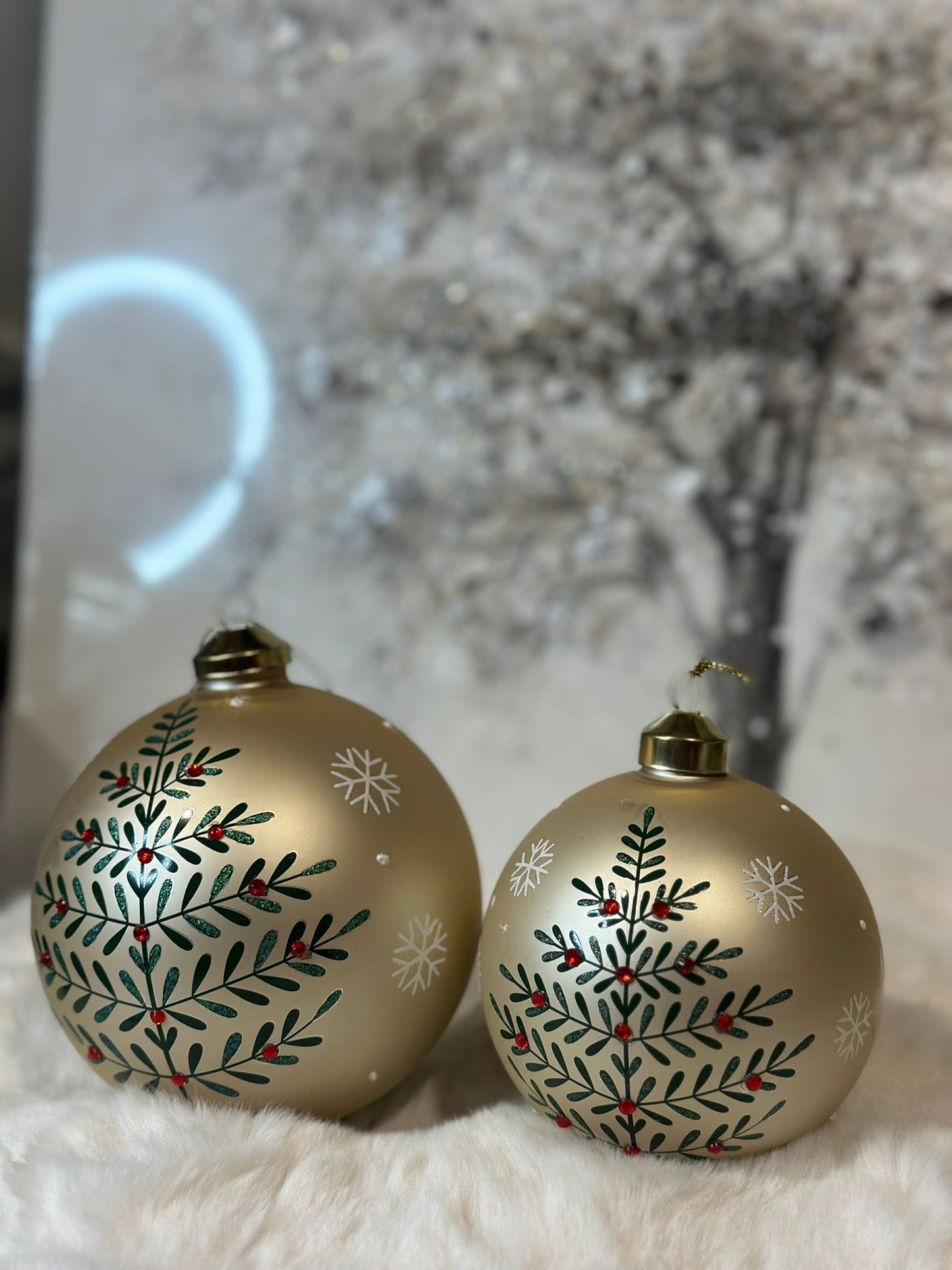 Sfera decorativa natalizia avorio con vischio- grande