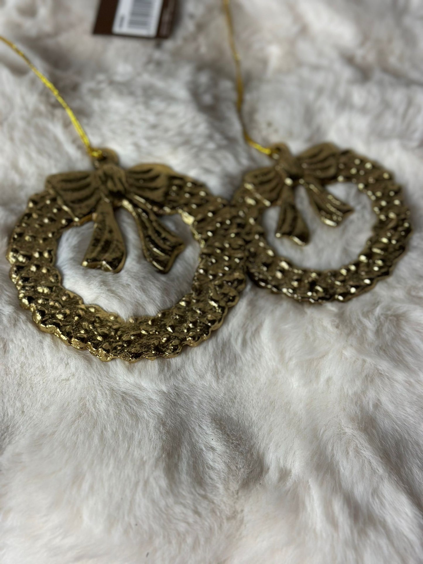 Decoro per albero a forma di ghirlanda oro