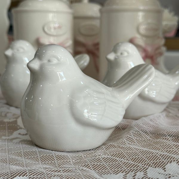 Colomba in ceramica bianca