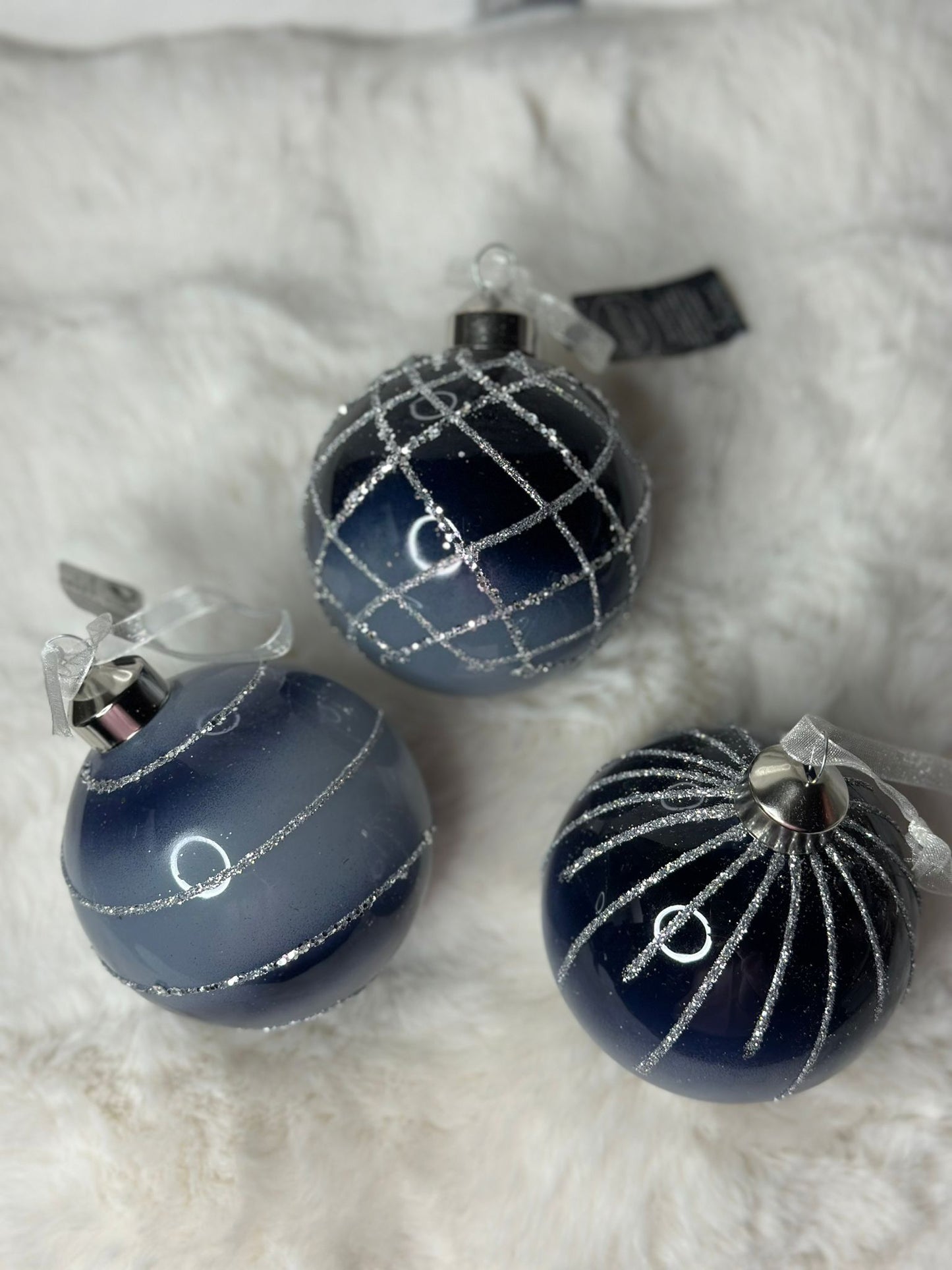 Sfera decorativa natalizia blu