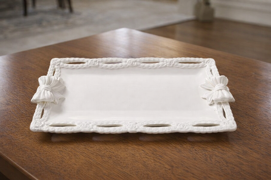 Vassoio con fiocchi in ceramica bianco 34cm| L'Arte di Nacchi