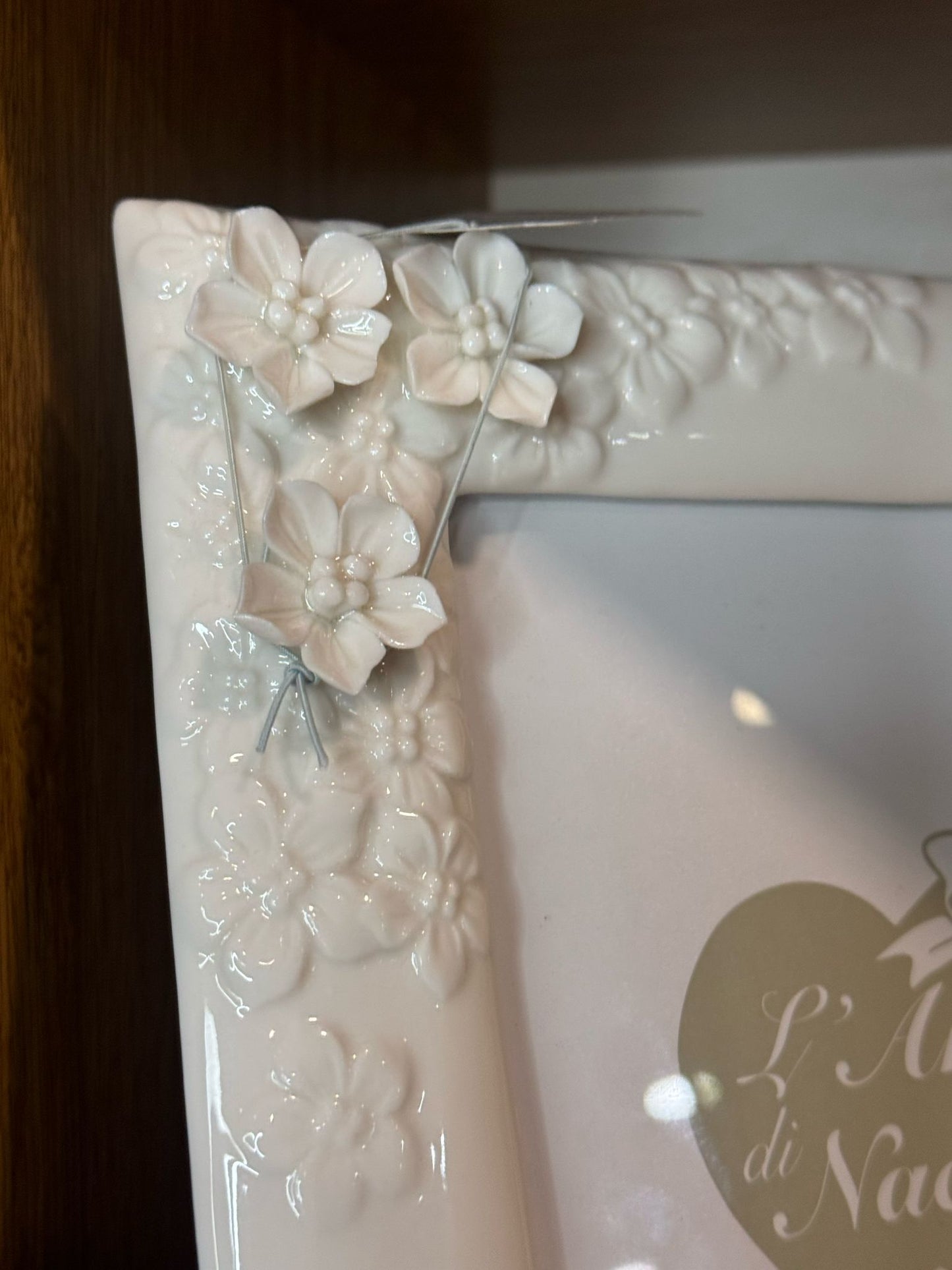 Cornice bianca lucida