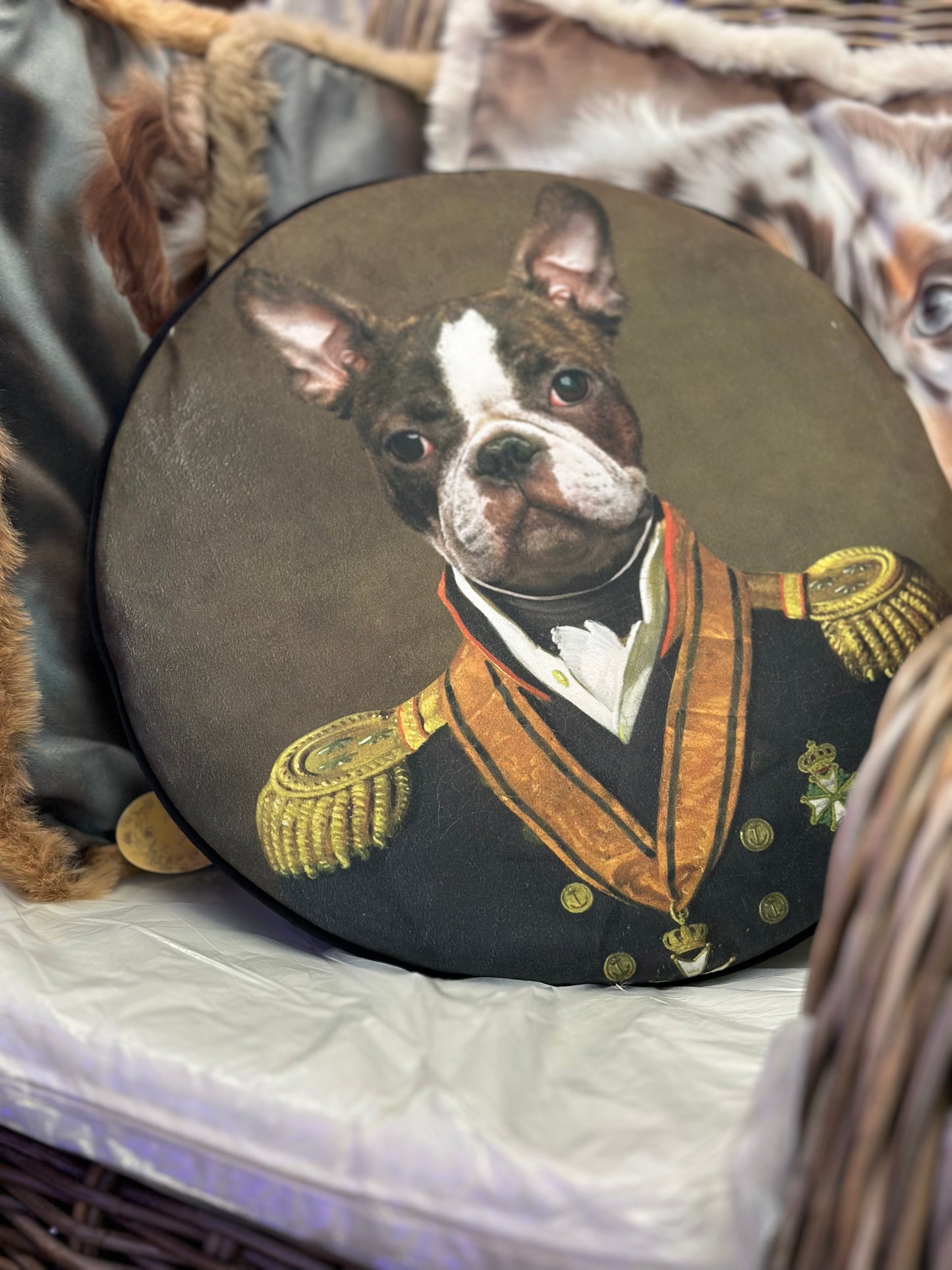 Cuscino tondo verde con cane in velluto| Blanc Mariclò