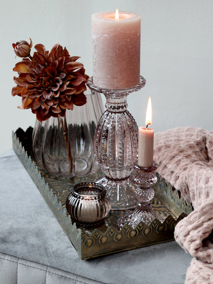 Candeliere con bordo perlato