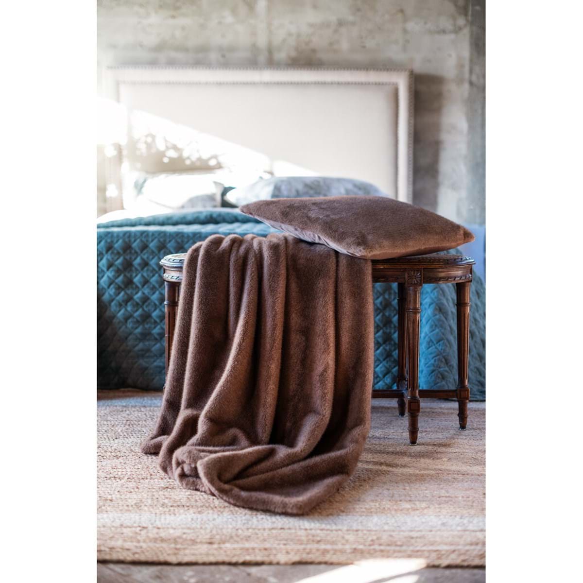 Plaid in eco pelliccia marrone 810gsm 140x170h| Blanc Mariclò