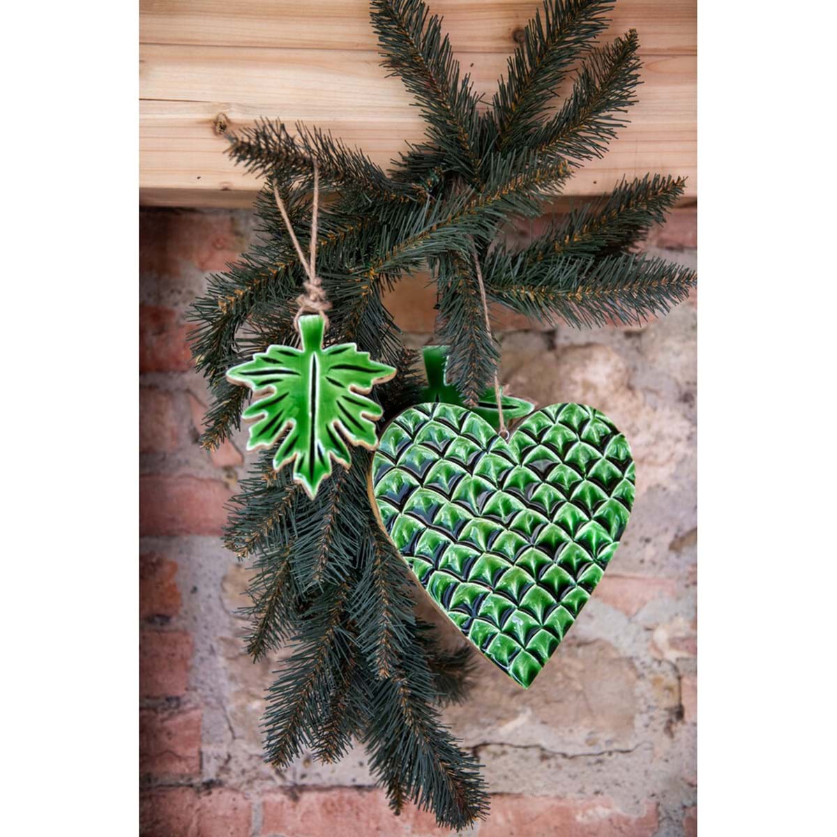 Decoro Cuore verde da appendere in legno 13x2x14cm| Blanc Mariclò