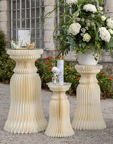 Colonna in carta pieghevole