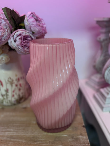 Vaso in vetro rosa rigato