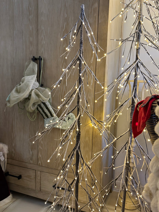 Albero bianco con led effetto neve  150cm| Carta I Bassanesi