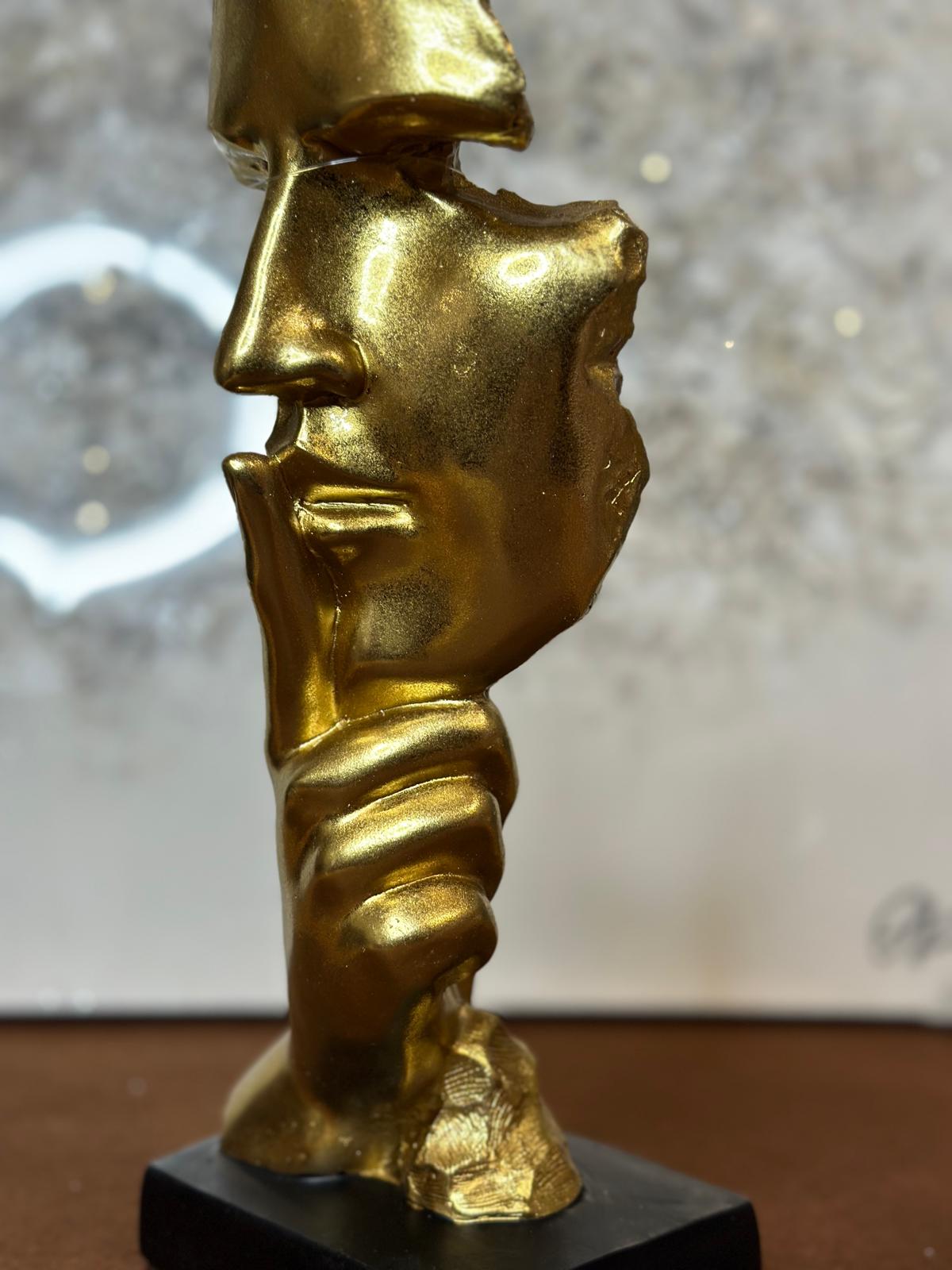 Decoro faccia oro
