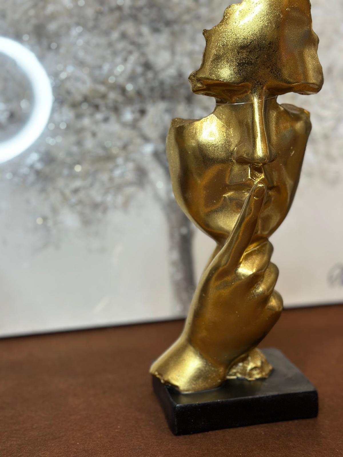 Decoro faccia oro