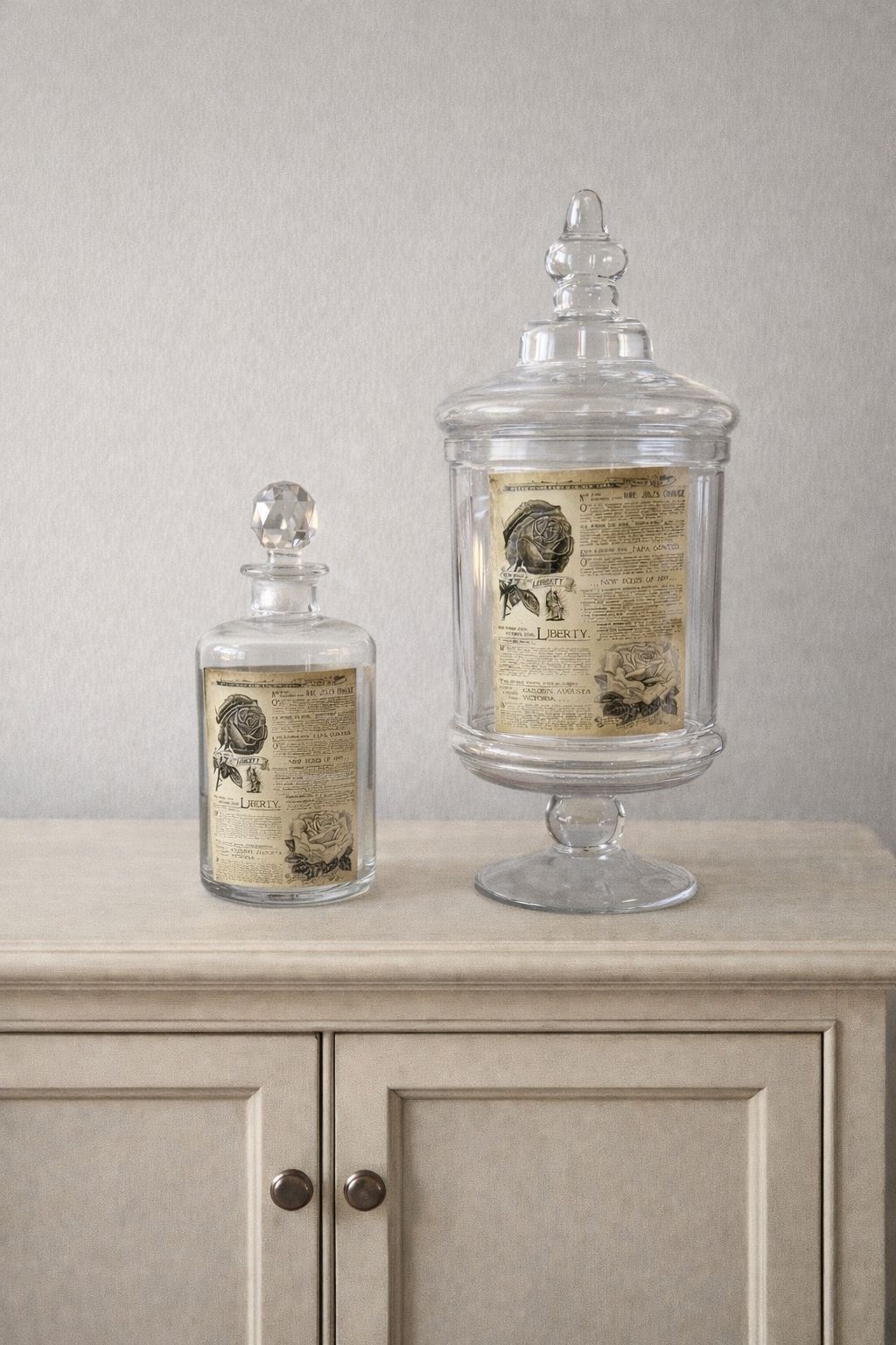 Barattolo e bottiglia con stampa giornale|Blanc Mariclò