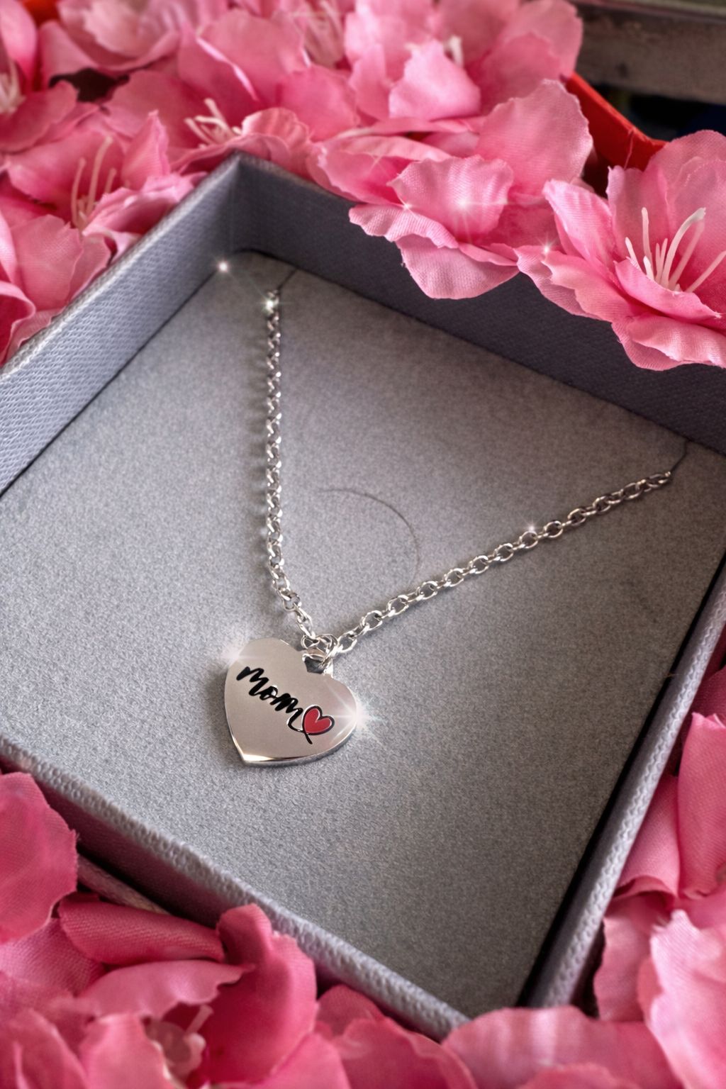 Box cuore con bracciale per la Mamma