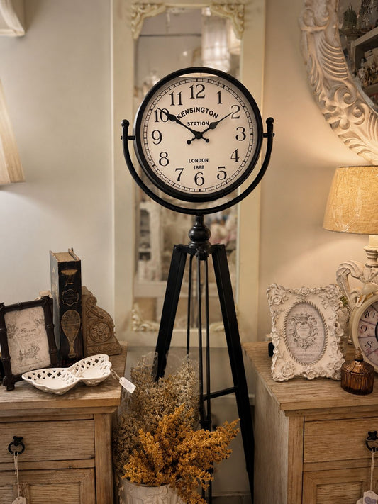Orologio con piedi 135h