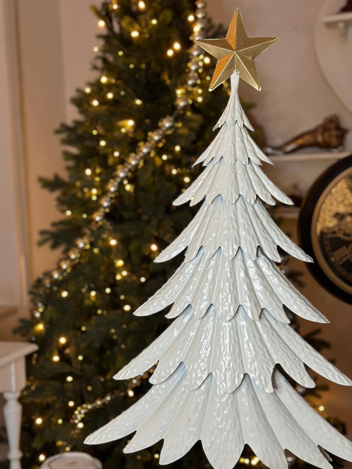 albero con decorazione stella