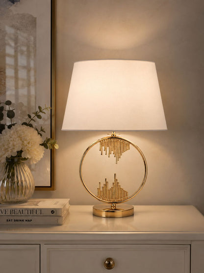 Lampada bianca e oro in ferro 56h| L'Arte di Nacchi