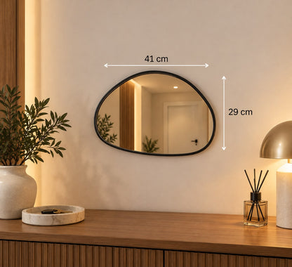 Specchio con cornice nera