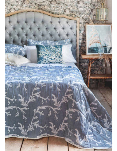 Fodera cuscino celeste e bianca