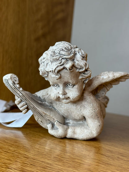 Angelo con violino