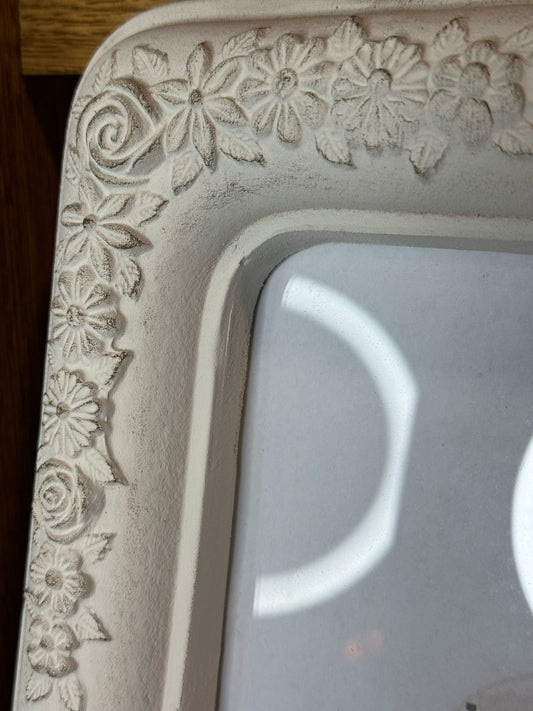 Cornice con decoro