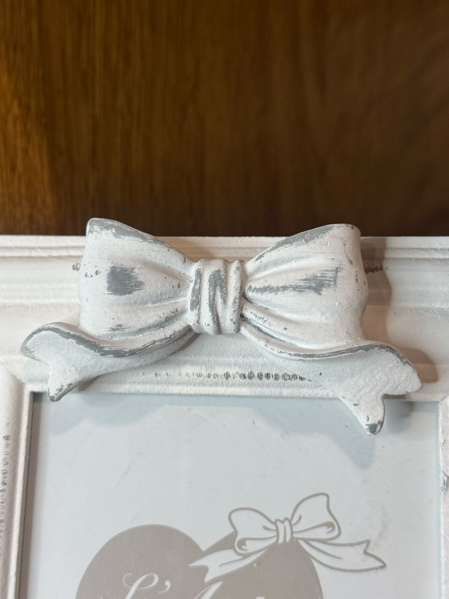 Cornice con fiocco